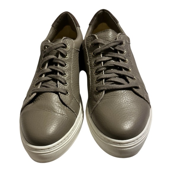 Sarah Flint Grey Grained Leather Almond Toe Perfect Sneaker Women’s  8.5 - Picture 3 of 11
